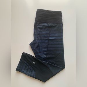 Lululemon Run: Inspire Crop II *Full-On Luxtreme (Mesh)